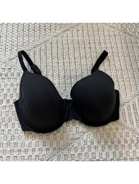 Skims Fits Everybody T-shirt Bra